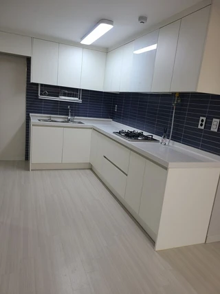 경기 수원시 권선구 권선동 쓰리룸 매물