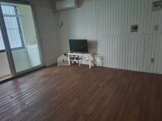충북 증평군 증평읍 초중리 540-5 대표 사진