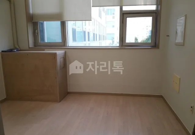 경기 고양시 일산동구 백석동 1319 대표 사진
