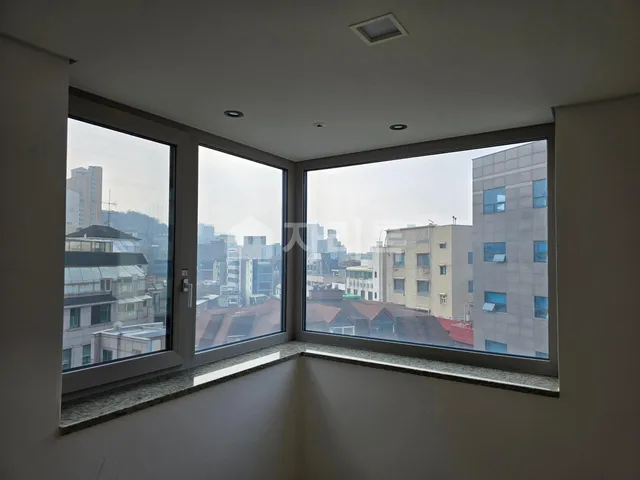 서울 마포구 동교동 185-7 대표 사진
