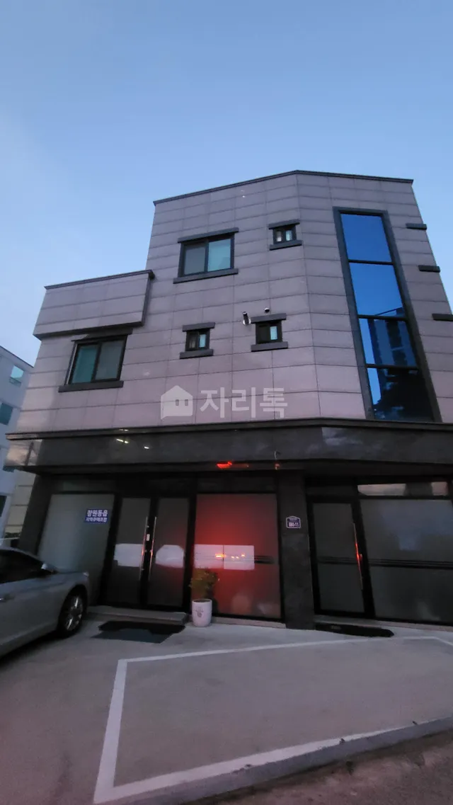 경남 창원시 의창구 동읍 용잠리 390-24 대표 사진