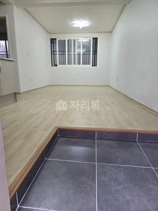 전북특별자치도 전주시 완산구 서신동 쓰리룸 매물