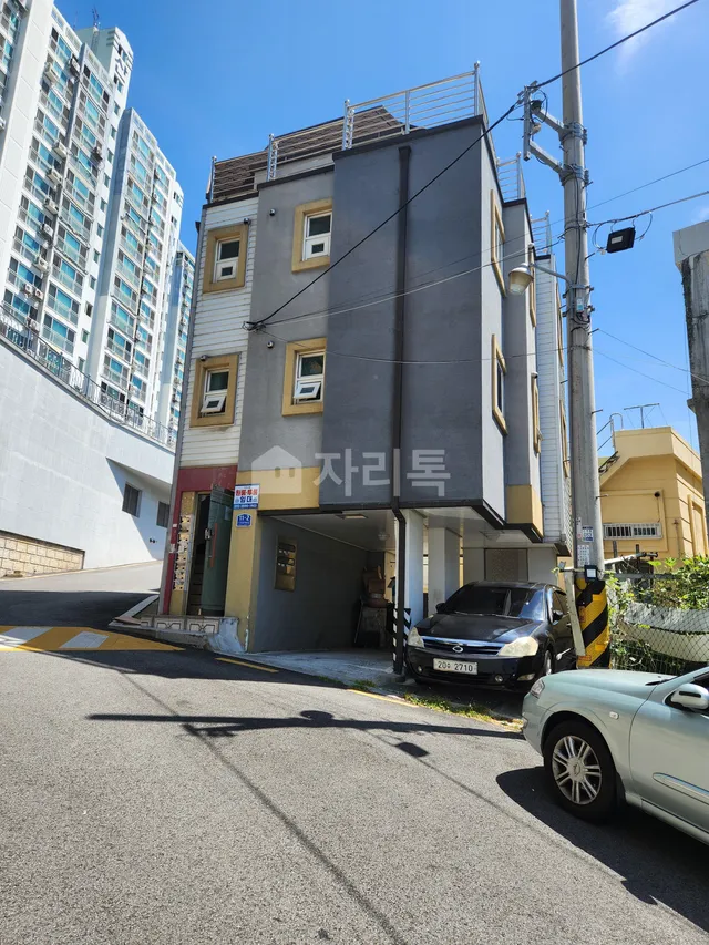 부산 사하구 신평동 94-1 대표 사진