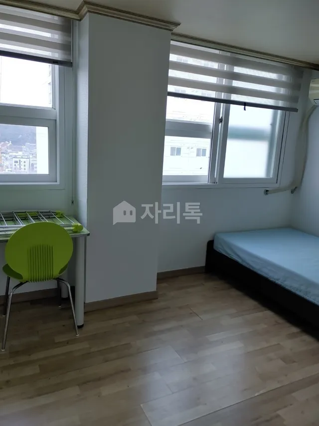 대전 유성구 봉명동 641-1 대표 사진