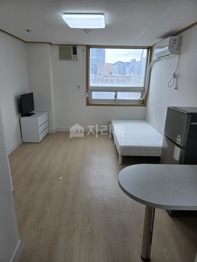 부산 사하구 신평동 262-27 대표 사진