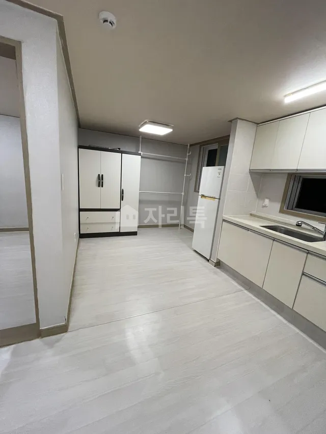 부산 사하구 신평동 135-13 대표 사진