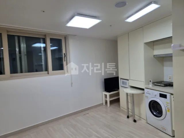 경기 수원시 팔달구 매산로1가 20-1 대표 사진
